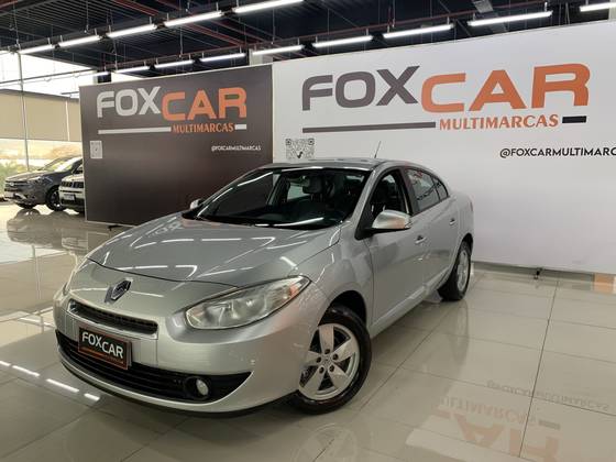 RENAULT FLUENCE 2.0 DYNAMIQUE 16V FLEX 4P AUTOMÁTICO RENAULT FLUENCE 2.0 DYNAMIQUE 16V FLEX 4P AUTOMÁTICO
